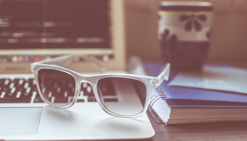 okulary przeciwslonecze operacja zaćmy